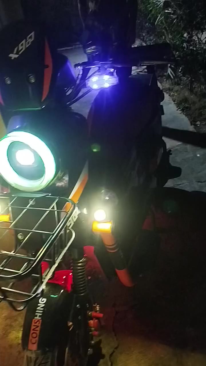 سلام عليكم باسكيل شحن نوع  X900 موديل 2025 بصمه تشقل عن بعد بلوتوث 4كير بي R يمشي باسكيل جديد لوك مستخدم قليل سعر 650 بي مجال مكان كركوك باجوان جديده رقم الهاتف ***********
