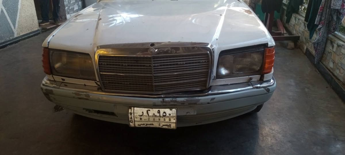 سلام عليكم مرسيدس للبيع فيها محرك بطه سياره رقم بصره رقم الماني موديل 84 راعيها موجودد السعر 25 *********** مكان السياره بغداد الاورفلي
