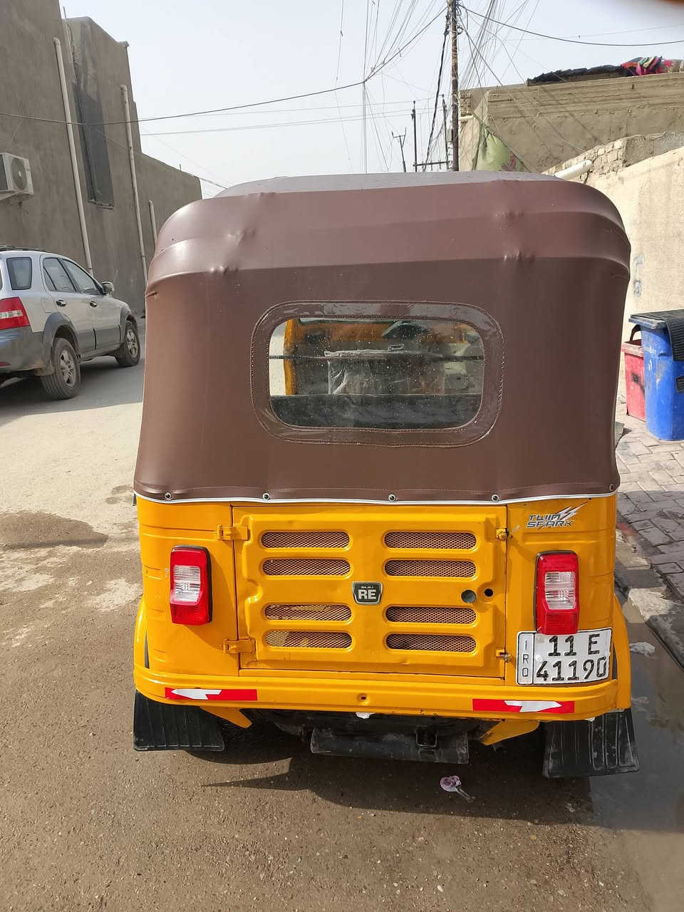 تكتك 20 لبيع رقم وسنويه السعر 6وربع المكان حي الكوفه ***********
