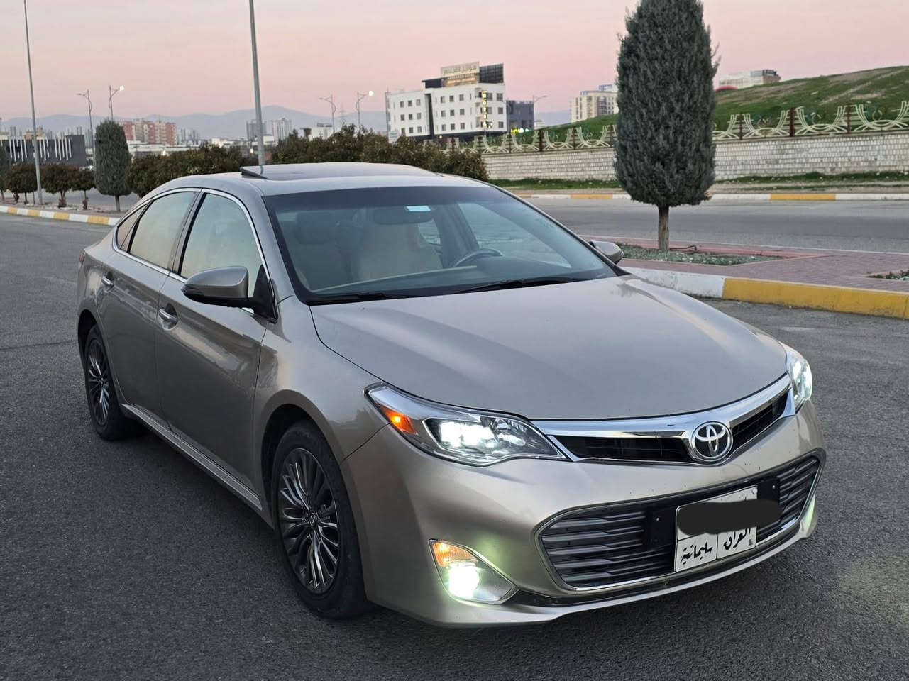 ئەڤەلۆن  ۲۰۱۵ ره نگی ئاڵتونی مواسفات فول فوله واتا لمتیت امریکی ناو زرد سلایت ئاوینه راداردواتا فول فوله  ۳ پارچه ی بویاخه بی دعام بی لیداراوی بشرتی گیرو میکنه نکراوتوا بشرت هه مو بیعبیک مالی دوسته شوین سلیمانی سعر ۱۵۳ ورقه و معمله *********** السليمانية, العراق
