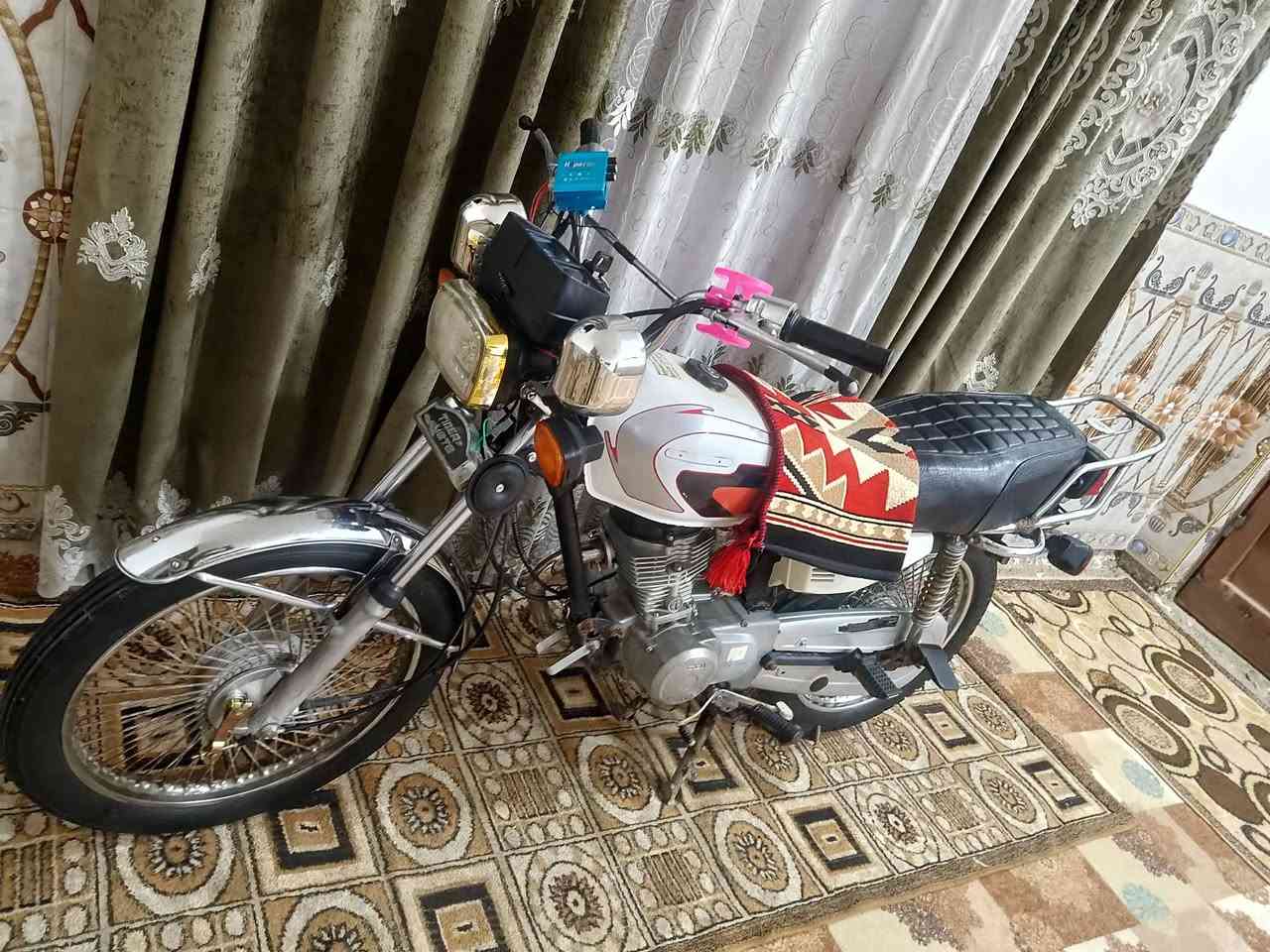 سلام عليكم تايكر للبيع موديل 17 اوراق اصولي مكفوله كفاله عامه من التاير التاير مكاني محاويل السعر 375 رقمي ***********شعندك مراوس نزل
