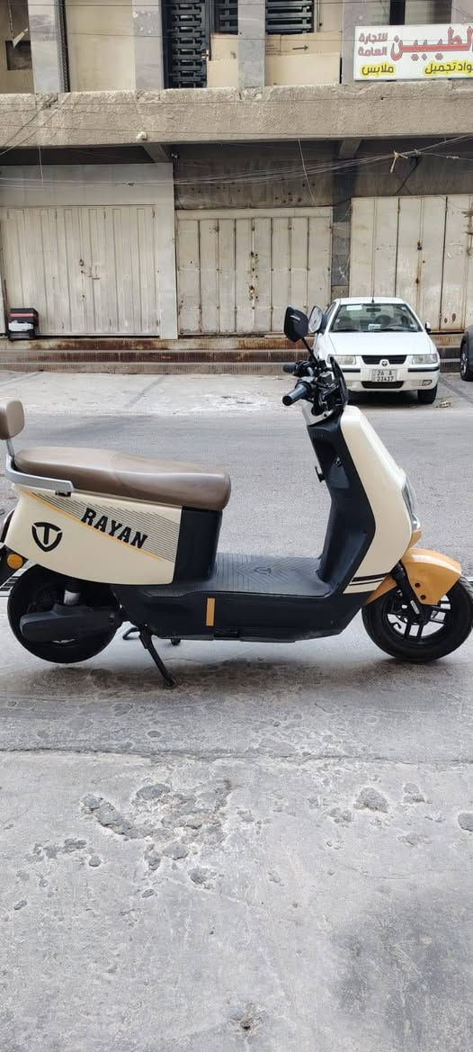 السلام عليكم دراجه شحن للبيع مكاني بغداد حي الإعلام  الدراجه  ريان 26
٦ بطاريات  الشرايع يتصل الدراجه جديده استعمال ٣ اسابيع   للتواصل ع الرقم ***********
