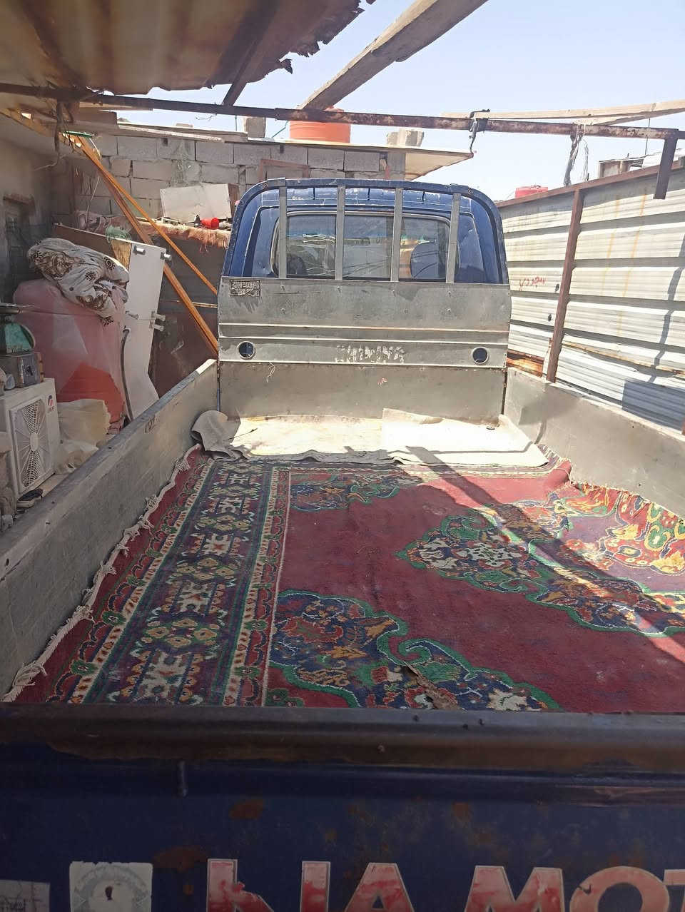 بنكو فحل بم ونوزل سعرها 70 وبيها مجال لشراي راعيها يريد شرط مداور  مديل ٢٠٠٩ مكفوله من شاصي ورقم شاصي  راعيها موجود بلبصره حمدان اهم شي راعيها يريد مداور ابيع فقط بل بصره مو خارج لبصره  الرقم ***********
