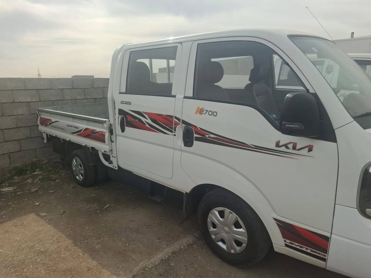 كيه بنكو موديل 2025 باسمي رقم نينوى 180 وبيه مجال ***********
