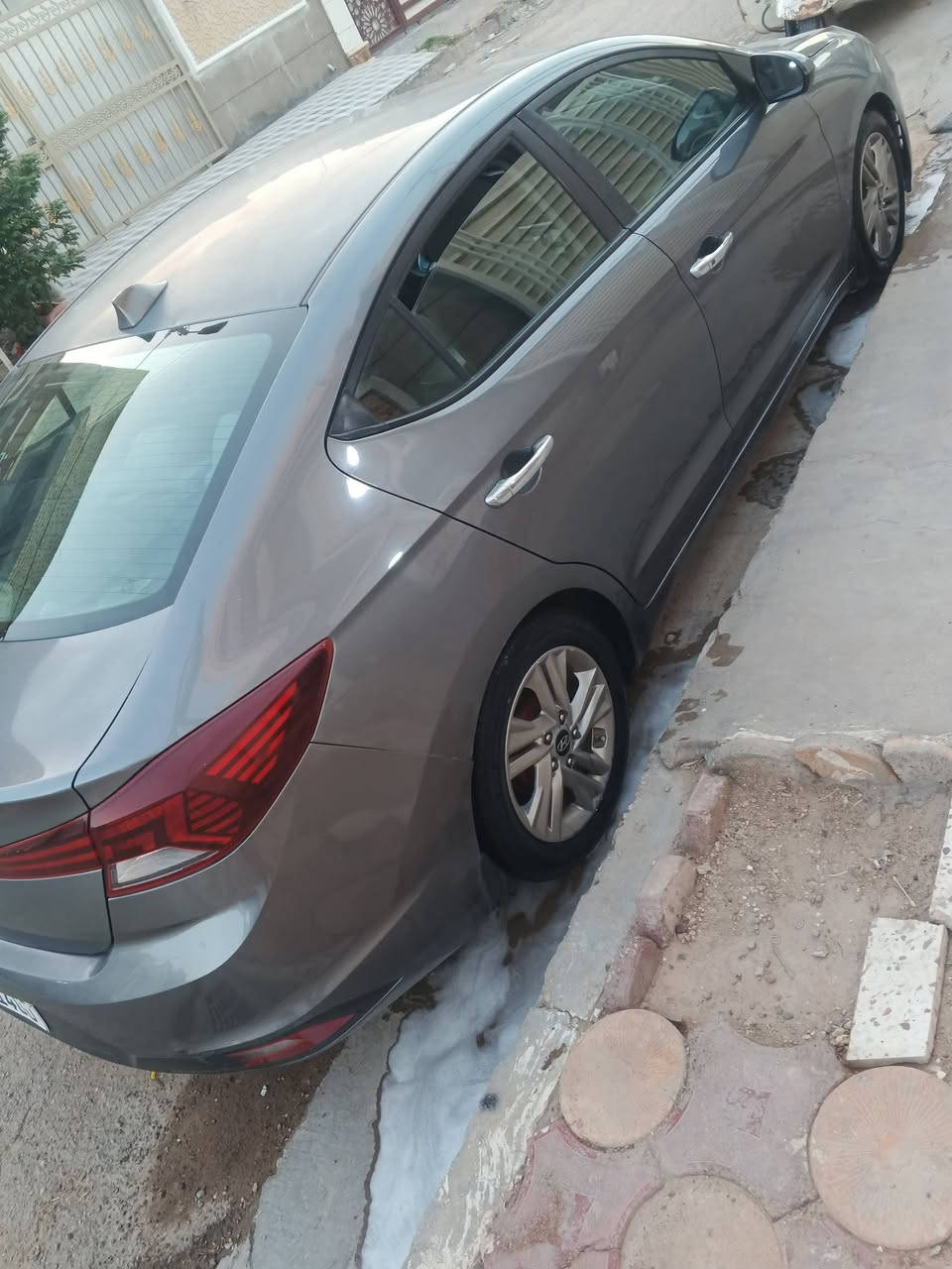 النتراء  2019
الون فيلي 
وارد امريكي مكينه 2000 دوش وكير ايتي 
رقم بغداد إنكليزي مميز  بسمي تحويل 2 يوم
مثبت سرعة كروز 
نظام ايكو اقتصادي 
تخام تاير جديد 
كامره دواره فول تحكمات 
 بدون ايرباك 
فيتبم ونوزلات جداد +بلكات 
كهربيات كله شغاله 
تدفئه + تبريد ثلج 
اربعه دسك  سياره
سياره كفاله من الحادث 
حادثه سياره بنيد سرقه من امريكا صور الحادث بلمنشور 
وهناه بالعراق باب تبديل وجاملغ كلير فقط وسونر هم بلمنشور 
مكان السيارة بغداد المحموديه 
السعر 124
للاستفسار الاتصال ***********
***********

