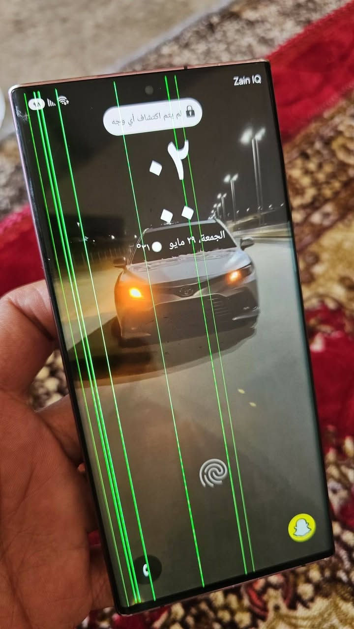 اس الترا 22 ذاكره 512 شرق اوسط وضع الشركه مامفتوح بس شاشته بيها خطوط  مكاني بيجي ***********
