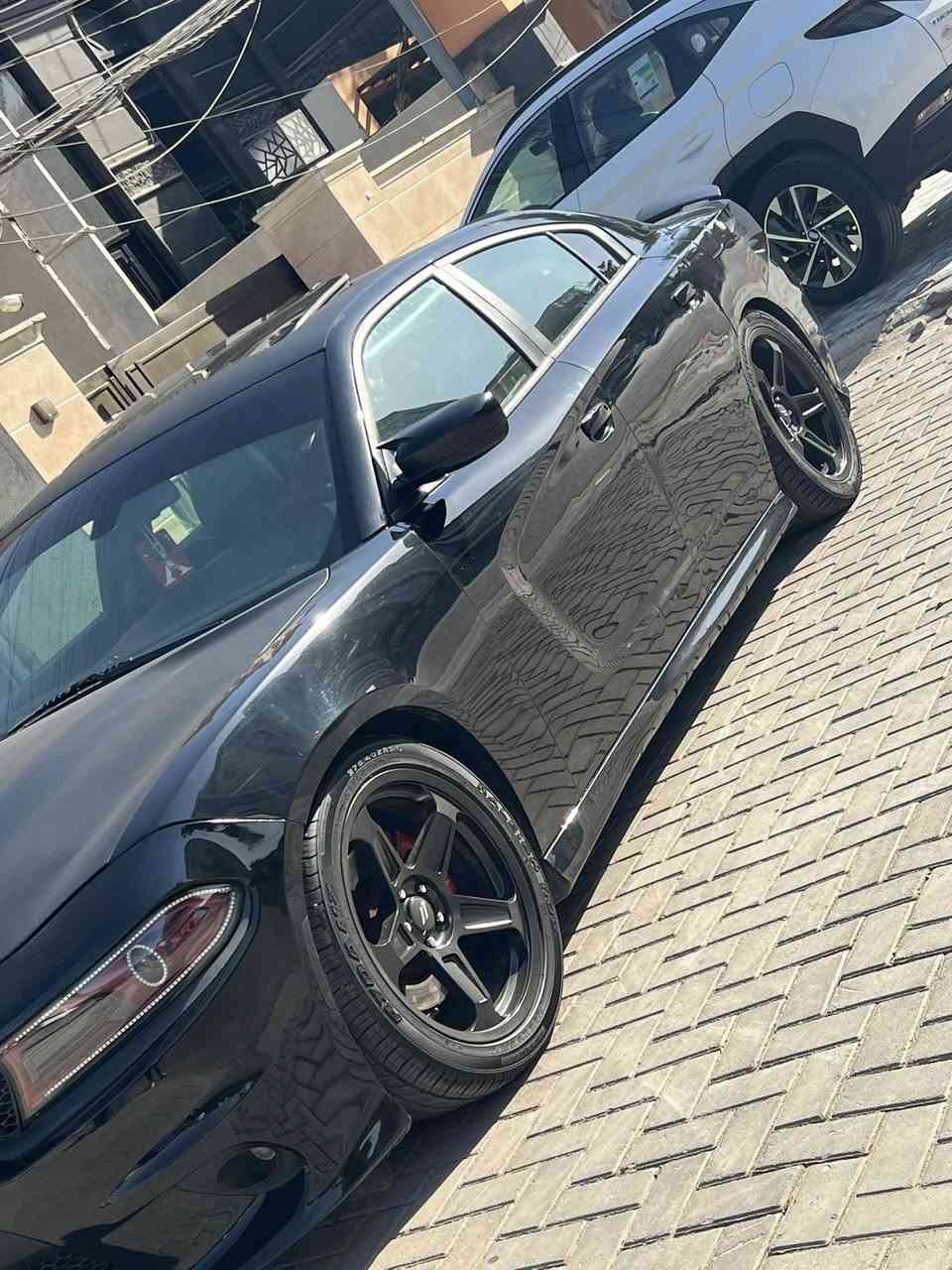 من رخصت الادمنيه ارخص ديتونا 2018 فول الفول 
2018 فول 4 قطع صبغ سعرها 175 مكاني السيديهح بغداد*********** 
السياره كلش حلوه ونضيفه بدون كص بيها تعديل بشاصي الايسر 
ويل ديمون من احمد ورمزي سعره 600$
ب
