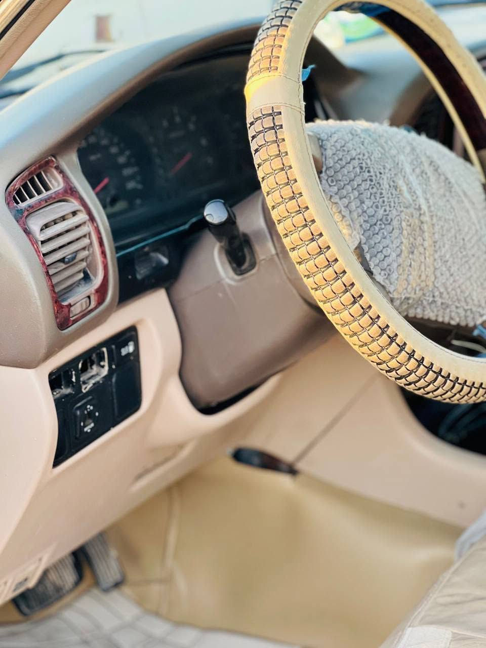 مونيكا للبيع أو المراوس حسب القناعه موديل 2000 كير أوتماتيك مكفوله كير محرك شاصي،من ضربه تبديل تبريد 3 قطع شاشه،كامره رقم بصره مدوار ثاني يوم سياره جديده ***********
