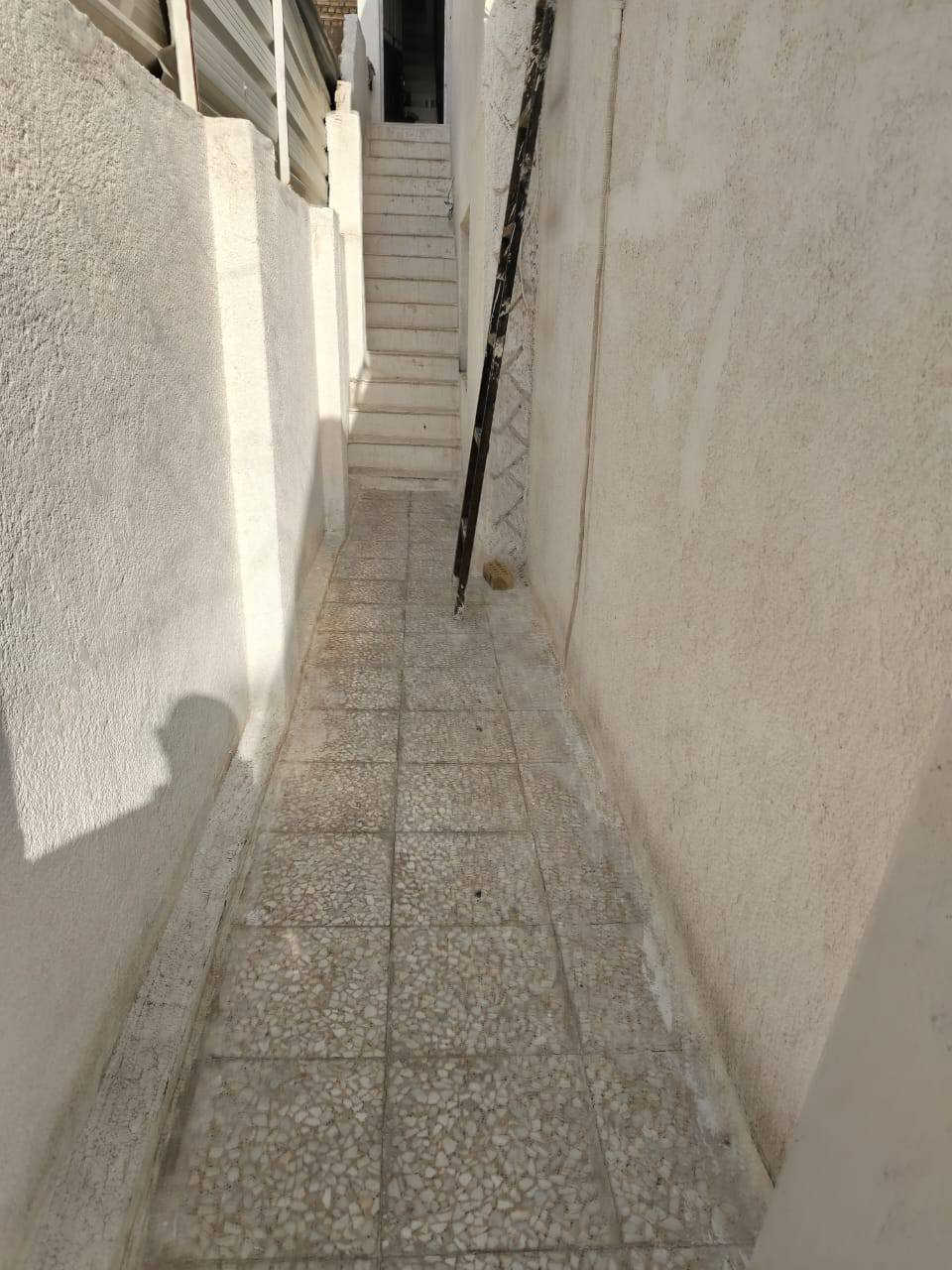 السلام عليكم ورحمة الله
مشتمل للايجار لطالبات موجوده طالبه حاليا ونريد بعد طالبات اثنين يبعد عن الكندي مشي ٢٠ ثانيه مقابيل مستشفى الكندي المشتمل معزول بابه وحد عن الدار للتواصل
 ***********
