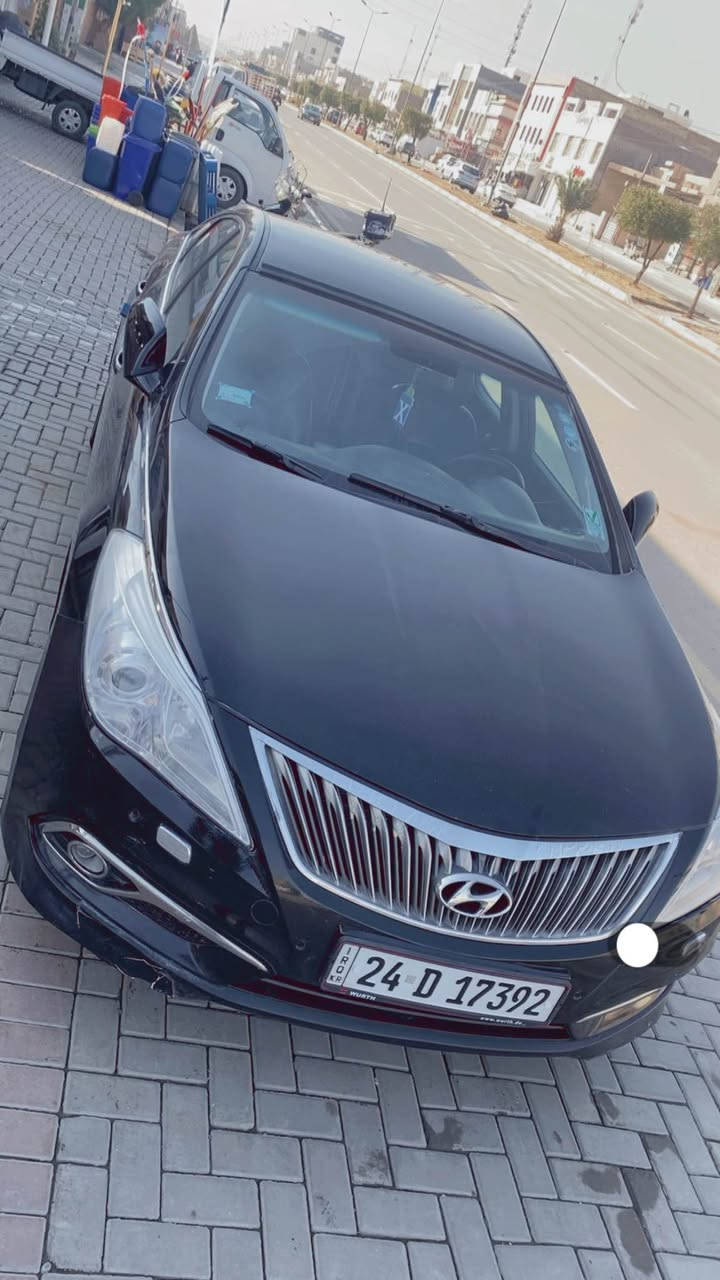 السلام عليكم هونداي ازيرا للبيع موديل 16 رقم شمالي سيارة نضيفة كير محرك مكفول فول مواصفات عدا البانوراما ابيع اقساط فقط مقدمة 80 شهرية 3 ورقات مكاني بغداد للاستفسار *********** متواجد ع واتساب بغداد, العراق
