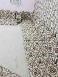 كنب • صالون • أثاث