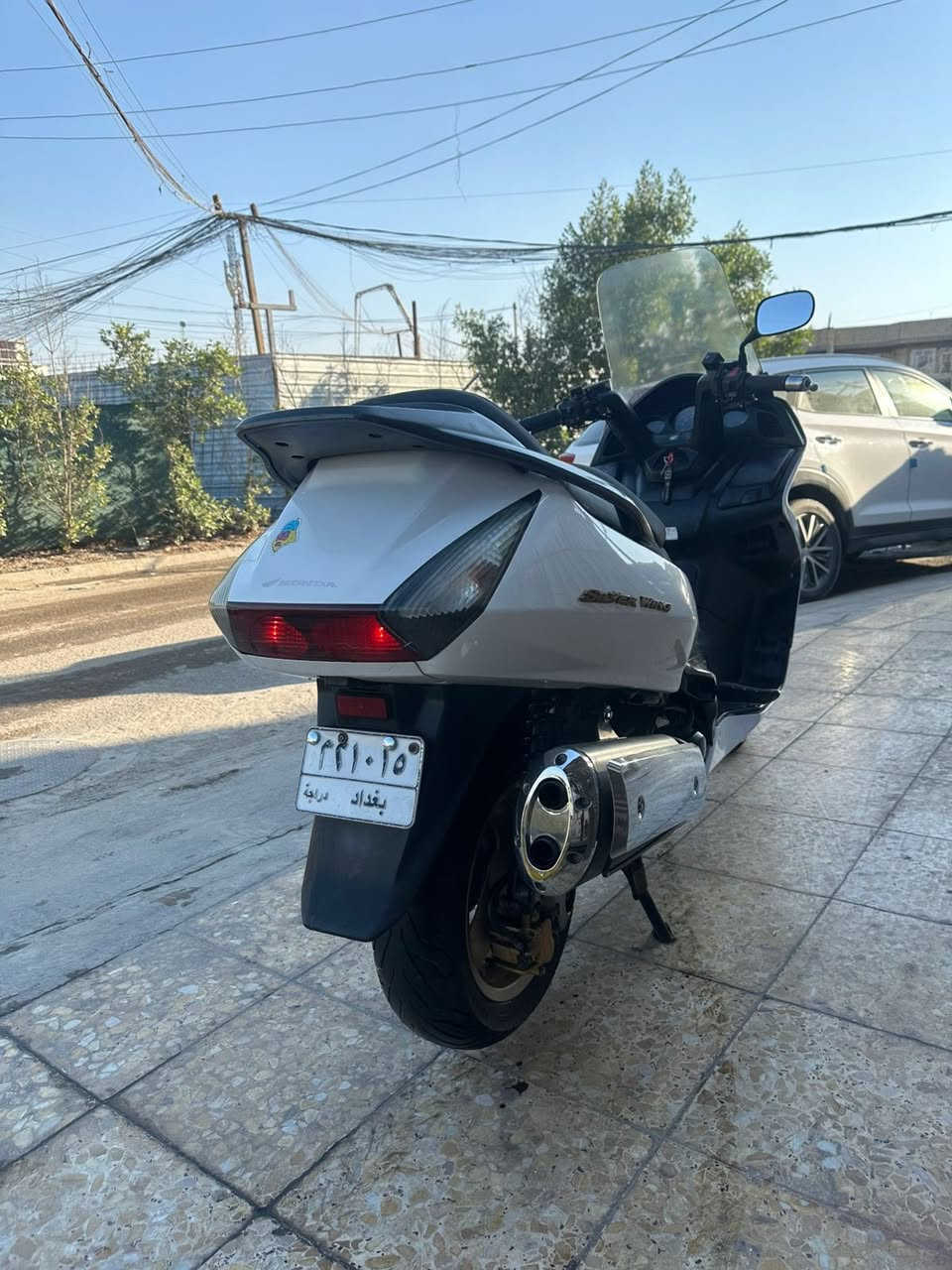 السلام عليكم اخوان سلفر 600امريكي دراجه خير من الله مكينه بعدهة بالچيس ورقم بغداد ثاني يوم تحويل دراجه نضيفه خير من الله السعر 38وبيهة مجال للطيبين الهمتم يتصل ***********
