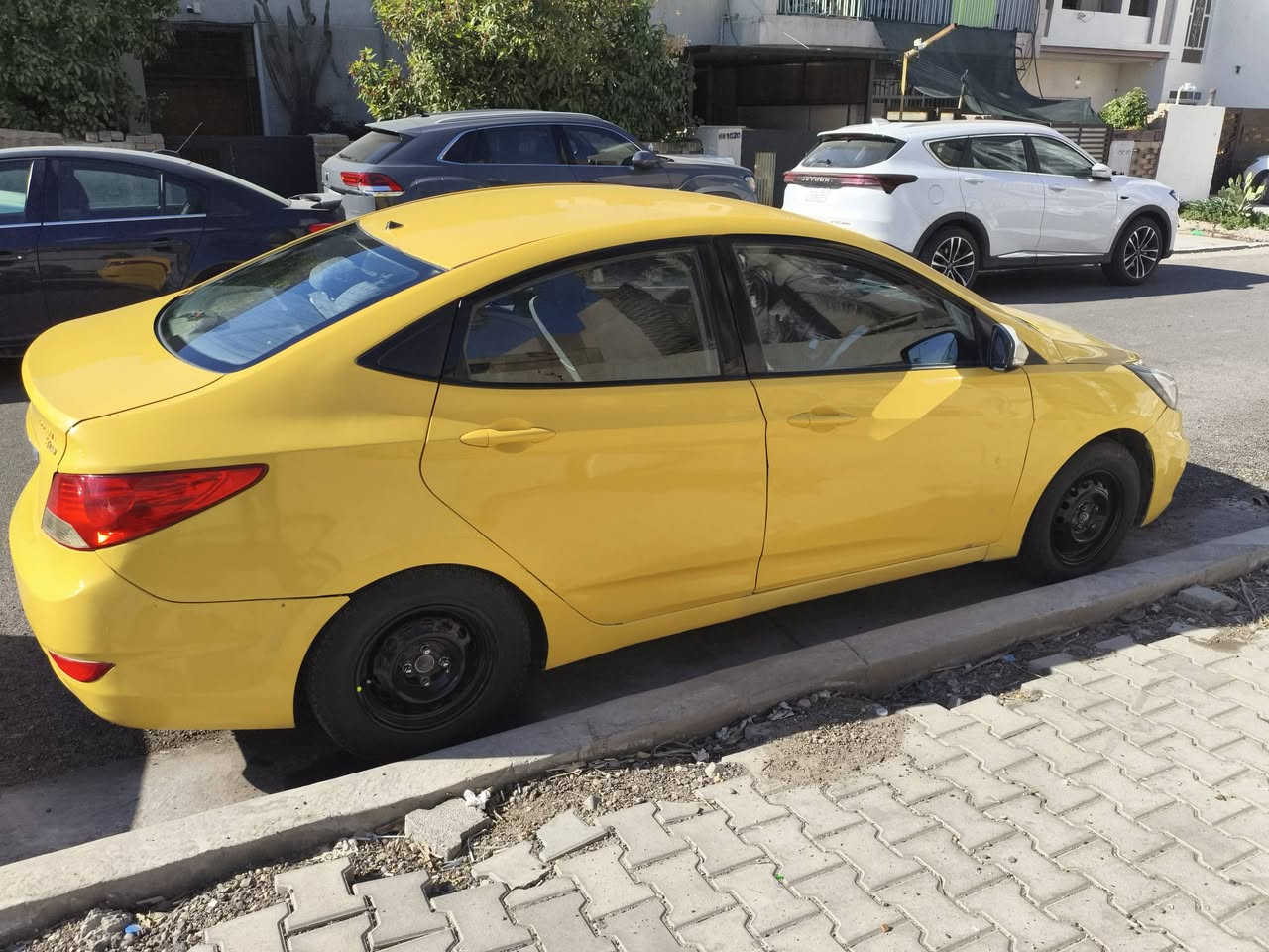 لبيع اكسنت 2012خليجي 1600سعر 73وبيه مجال مكاني بغداد ابو غريب رقم الهاتف ***********
