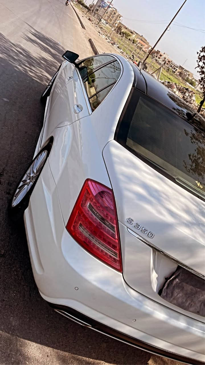 Mercedes Benz S class 
السيارة وارد خليجي استيراد شركة باجگير   S 350 لارج
موديل 2011
عداد الكيلو متر 180 الف حقيقي 
كير مكينة صدر كهربائيات كفالة بيهة مكانين صبغ كد شبر
مواصفات السيارة معروفة
السعر 23,500 ورقة للبيع او مراوس حسب القناعة
للاستفسار الاتصال ع الرقم *********** بغداد, العراق
