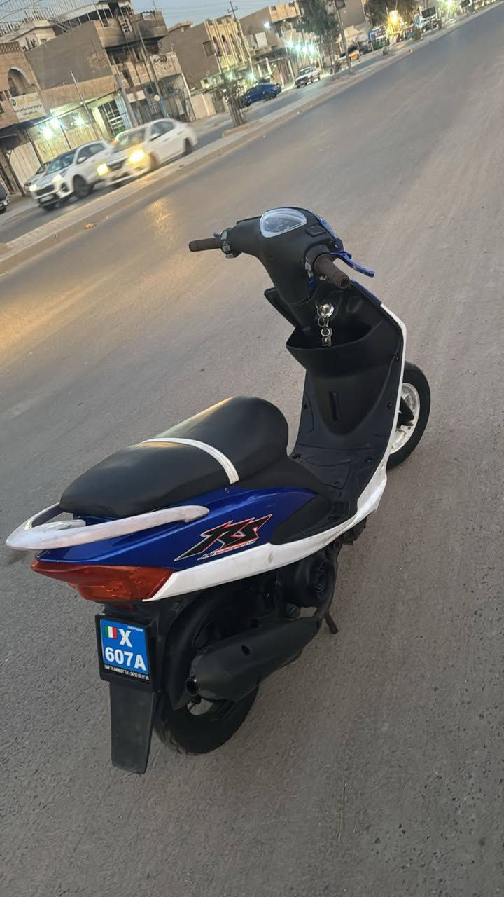 ماكس عدلة للبيع
السعر ٦٥٠ قفل 
***********
بغداد شهداء البياع
