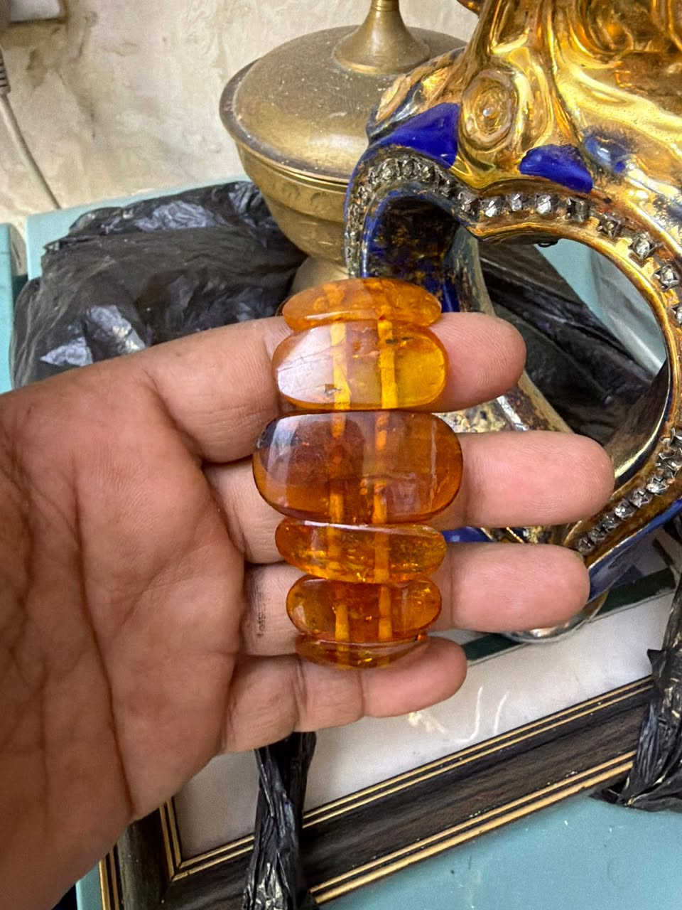 5 قطع سوارات كهرب قديم وزن 103 غرام سعر 350 الف كلهن


**إذا كنت صاحب هذا الإعلان وتريد حذفه لأي سبب، رجاءا أرسل رسالة إلى الدعم الفني**