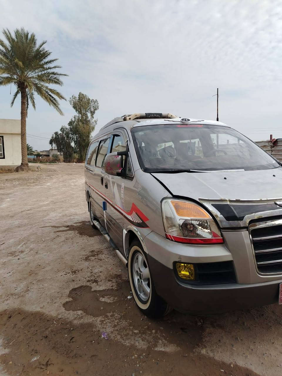 سلام عليكم للبيع ستاركس موديل 2006 رقم بغداد الماني سيارة بلادي مكفولة من الصبغ مكان  بغداد الطارمية ***********//***********
