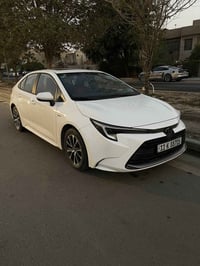 كورلا ٢٠٢٥ • شكل أمريكي • كشن كهرباء