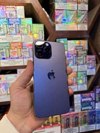 14 برو ماكس ذاكرة 256 بطارية 83 دبل سيم نموذج ZA  بي فطر زغير بالضهر م...