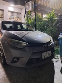 سياره كورلا S ضربته جاملخ خفيفه السعر 130 الرقم 07823800208