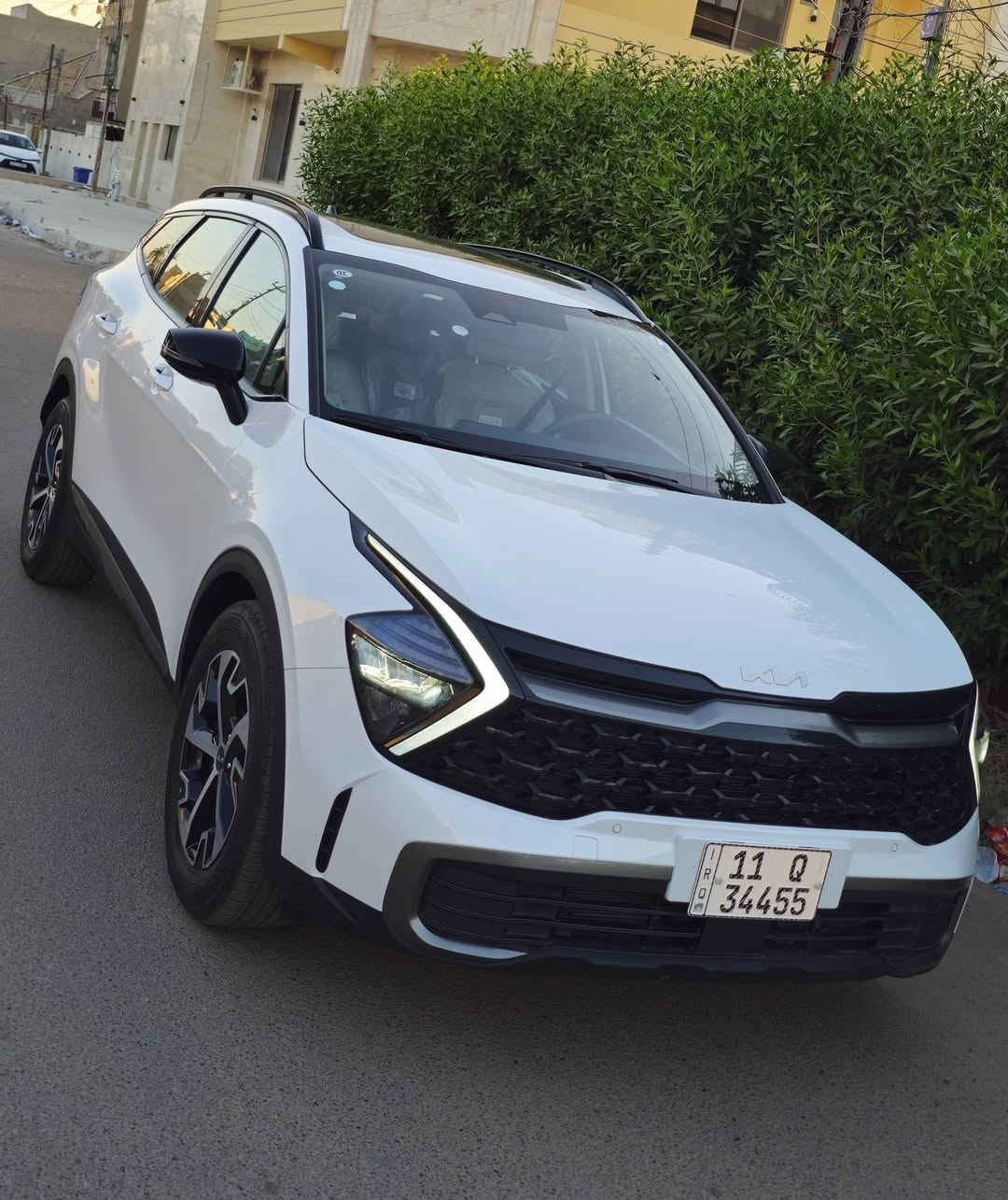 سبورتج خليجي هايبرد 2025 فول الفول لارج  
بنوراما تبريد قطعتين 
شفتات ستيرن + -
شاحن واير ليس
تبريد منفصل شاشه لمس
اوتو هولد ابل كار
تحديد مسار
8 ايربارك 
كير ماوس 
ردار امامي خلفي
ستيرن D لون نيلي 
هاند بريك بصمه
4 وضيعات قيادة 
كشن كهرباء امامي
كشنات ابيض جلد
مري اوتو واشاير ..بلاك
حساسات امامي خلفي وكامره
اشارة بلمري
مكينة 2000 هايبرد
لايت زنون اوتو متحرك
لد امامي لد خلف 
ماشية 9000 تبدلية دهن وحدة فقط
ويل 20 ولسيارة مكفوله كفاله عامه 
السيارة عليها رقم شبه مميز 34455
ملاحظه  (((((  السيارة باسم ابن عمي محجوزة للمصرف  ))))))

العنوان بغداد جديده شارع لمسبح . 
***********
السعر 205 وبيها مجال بسيط جداً
