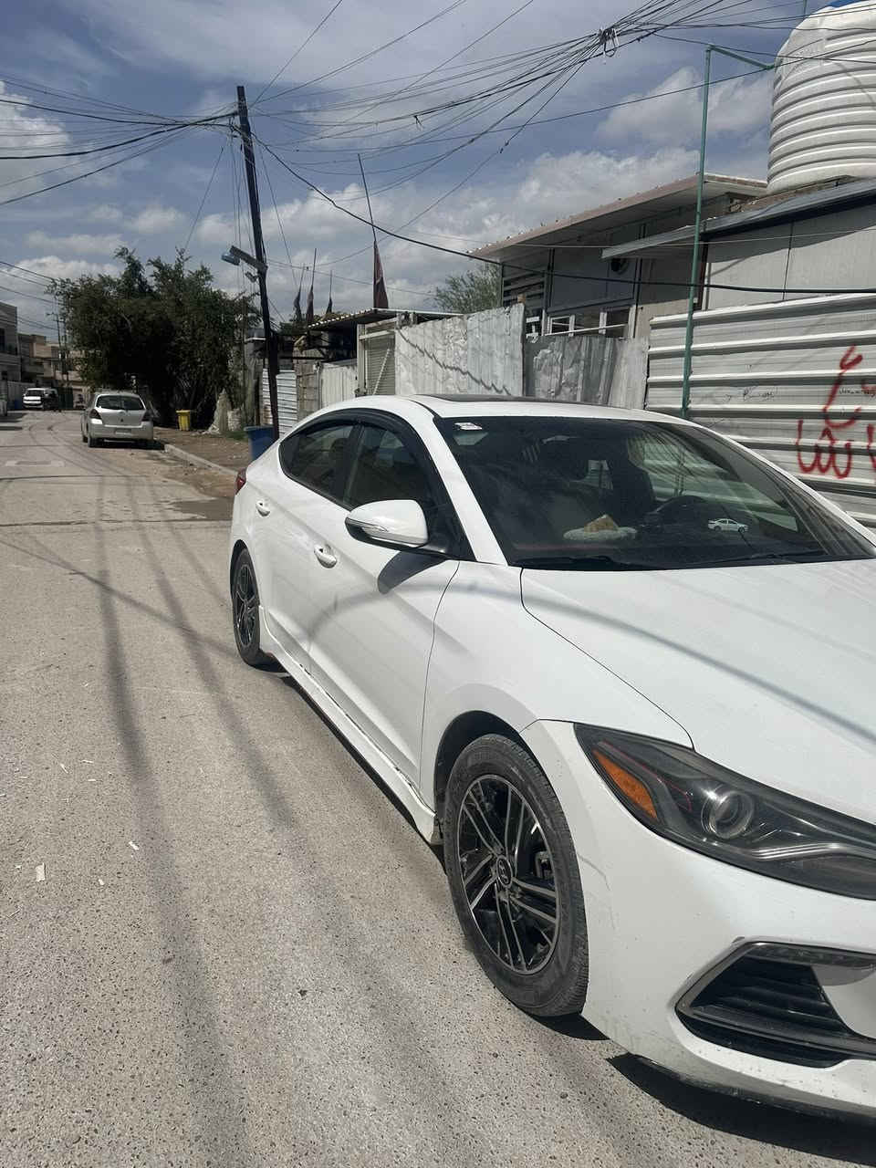 ‏ النترا وارد أمريكي سبورت2018
فول ‏مواصفات ‏بيه قطعتين بدون دوخل 

‏تشغيل بصمة 

‏حساسات 

‏كاميرا دوارة

‏ تفئة كشنات 

‏ فتح السقف 

‏ شفتات استيرن 

شاشه جبيرة 

فول وباقي مواصفات ال سبورت معروفة 

‏مكاني بغداد شهداء البياع

رقم ***********
