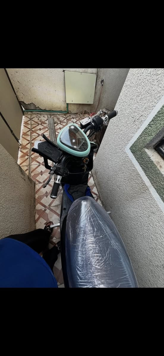 السلام عليكم 
ماكس بوليس موديل 2023 مكينه ياباني باب ثاني الدراجه كفاله من مكينه وشاصي لايت زنون .
مكينة ناعمه 
كامله مابيها اي نقص مكاني كربلاء حي الاطباء 
السعر 950 وبيها مجال 
***********
متوفر فقط مراسله واتساب .
للمعلومه الويلا واليدات البلاديات موجودات .
