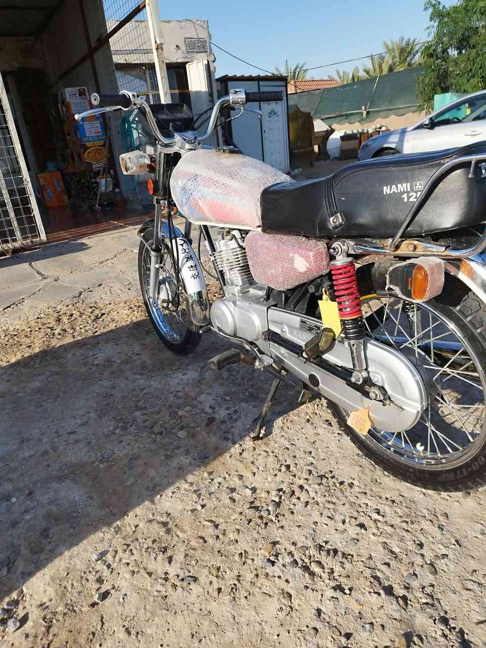للبيع شلامجه 23 بلادي وكيل نوفل دراجه ماناقصه برغي سعر 1350 وبيه مجال بصيط  مكاني دوانيه عله طريق السنيه رقمي ***********
