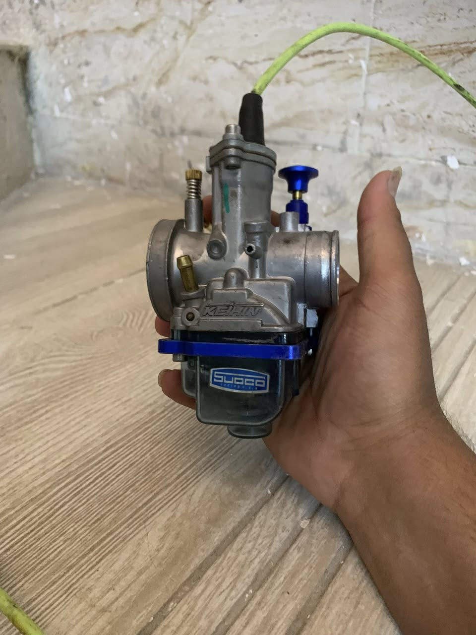 كابريتر قفاز رياضي هيه والقمجي للبيع مكاني الدوره ابودشير ***********
