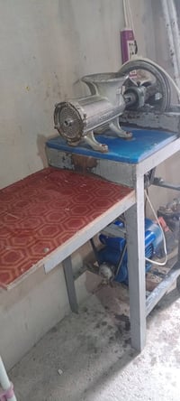 مكينة فرم لحم • حجم كبير