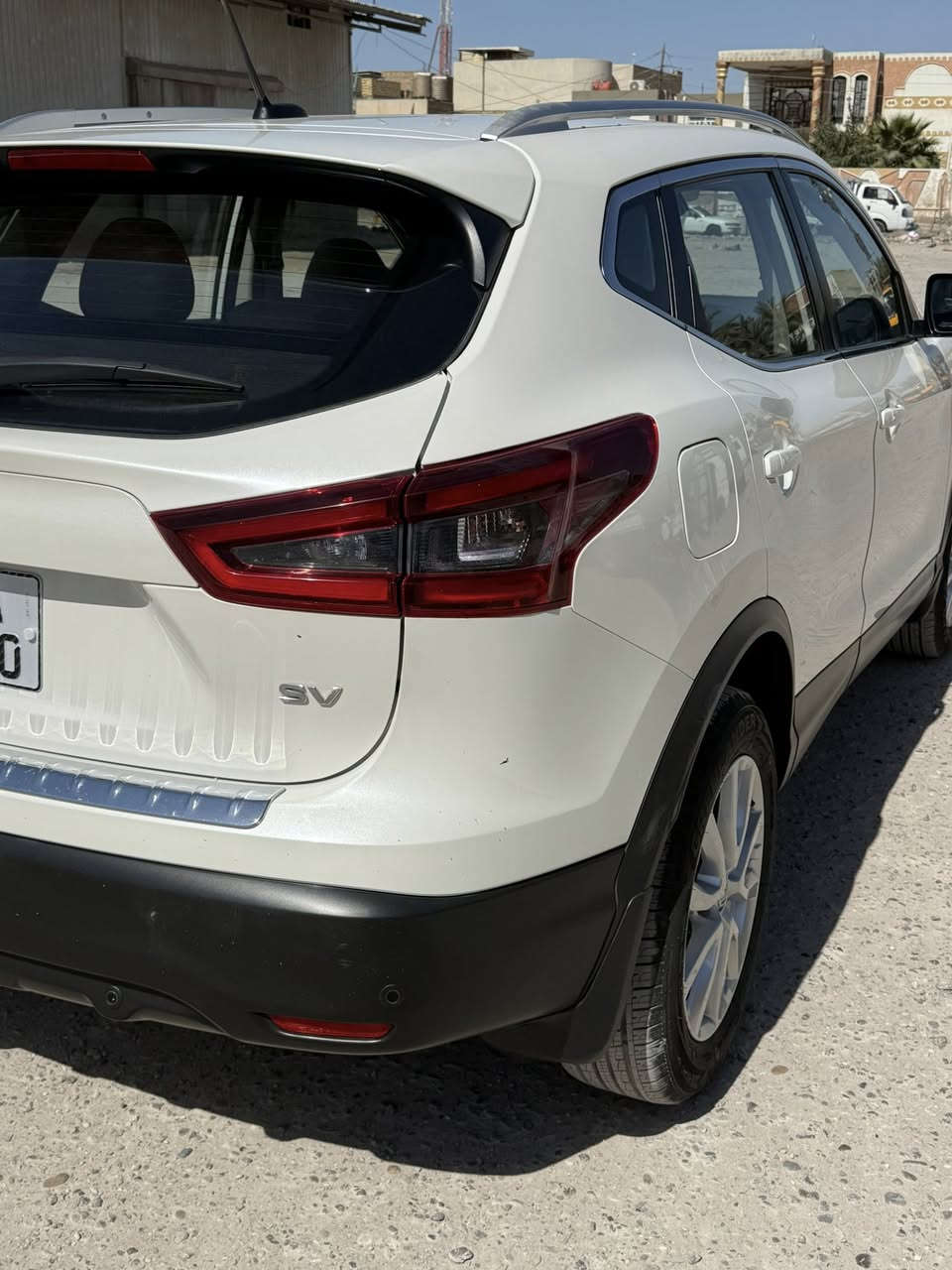 السلام عليكم 
سيارة نيسان روج للبيع موديل 2021 كفالة عامة تقرير غرق ذي قار بسمي حرة تحويل ثاني يوم السعر 200$الاستفسار الاتصال على هذا الرقم ***********
