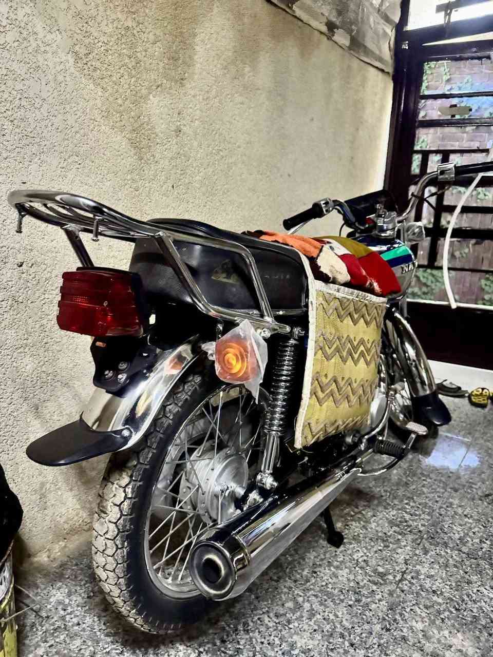 سلام عليكم ورحمة الله وبركاته 
دراجه نوع نامه شبه شلامجه اتلاث احرف برغي مانقصها دراجه بل جيس معرض استخدام شهر  عنوان كنطرة السلام 

سعر 676 
*********** كربلاء, العراق
