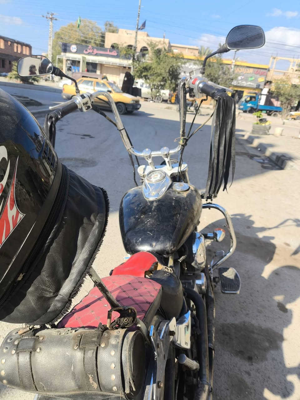 مرخصت الكروب ❤
هارلي دراك استار دراجة مابيها اي نقص اوراق كامله كمرك مدفوع
بس ينفتح الترقيم تترقم اصولي مكينه مكفوله كفاله عامة
الدراجة بسمي عنواني بغداد الحسينية شارع المكاتب 
السعر 1100 وبيها مجال للطيبين ♥
الرقم ادنى***********
