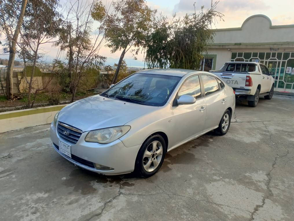 2008 كامل مةسرووف كراوة 
بةردى سالانساى بؤ كراوة 
هايدرؤليكى گيرى تازة گؤراوة 
رؤن و فلتةرى تازة گؤراوة 
 بةستراوةABS و بريك 
جامى هةلگيراوة 
بيلاد تةنجيل بلوتووس 
گير و مةكينة بةشةرت 
تةبريد سارد و گةرم بةشةرت 
سعرى 46
شوين رانيه 
***********
*********** رانية, السليمانية
