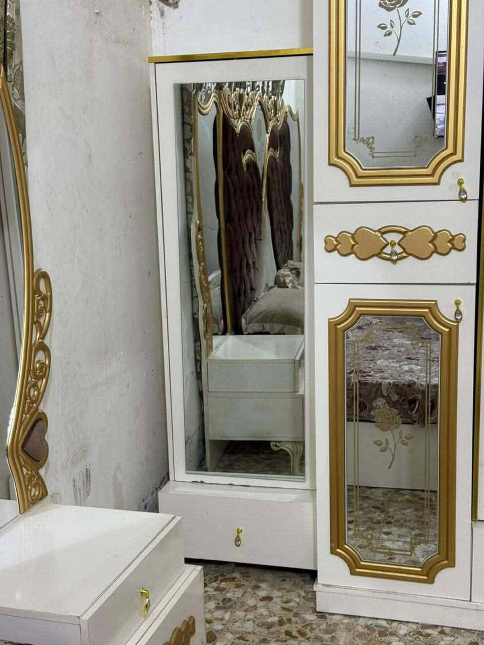 غرفة تركية للبيع مكان القاسم سعر 750بيها مجال ستفسار تصل ***********7
