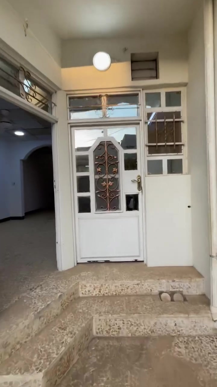 دار لللبيع حي الصديق 110م السعر ١٣٥ مليون للبيع مستعجل جدا جدا ***********///***********
