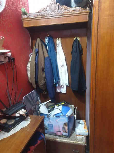 غرفه للبيع ست بوب كامله غير متواجد ع الفيس الأتصال ***********
