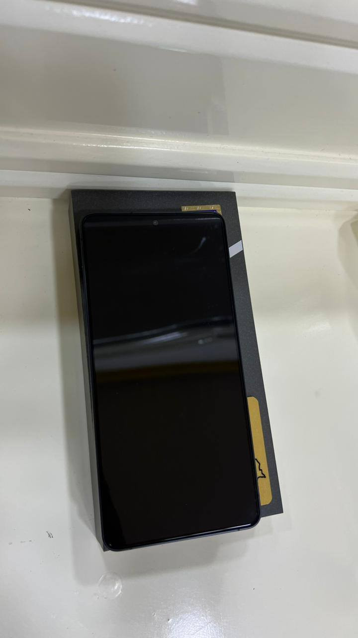 سامسونك S26 ULTRA
مستخدم اسبوع واحد فقط ابو الضمان
الذاكره 256
السعر مليون و650
كل ملحقاته موجودات
حي الرسالة شارع ابو السماعات 
*********** عمارة, ميسان
