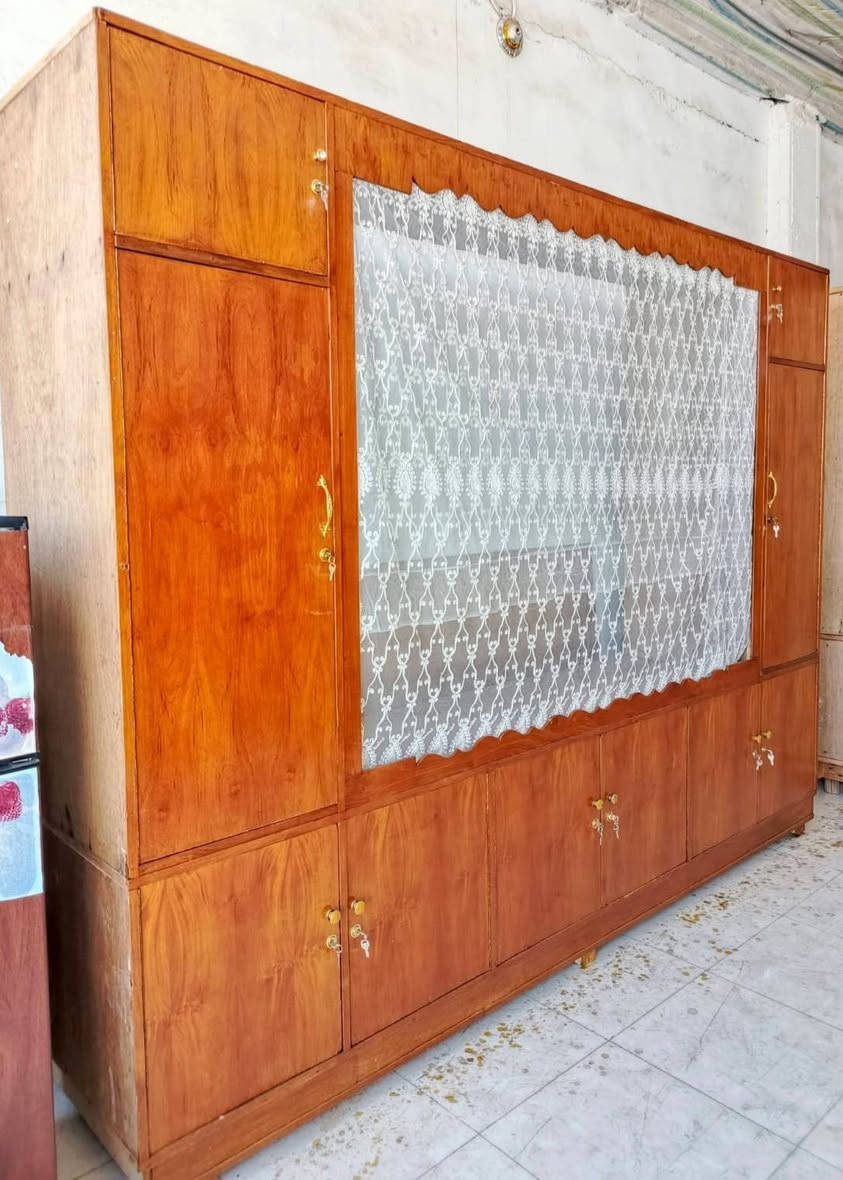 جلؤلاء مدخل سيطرة المعسكر  بدخوليه بلظبط عل ايدك الايمنه 🌺 مزاد ارشد الدهلگي
***********
