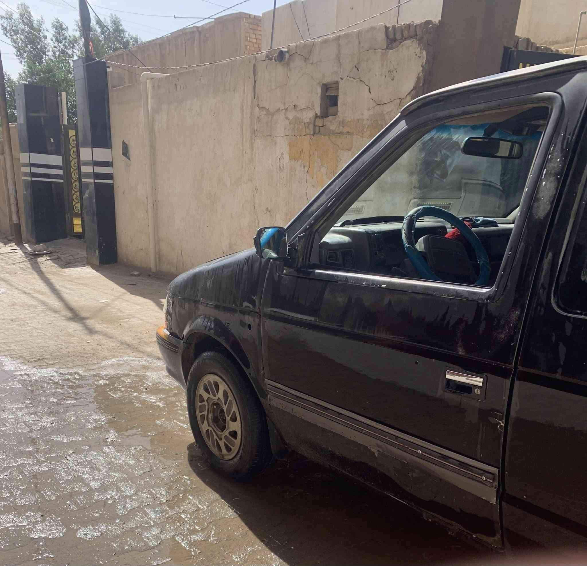 السلام عليكم دوج كلايسلر موديل  91 محوره مكينه كير 2000 سي سي مال كرونه السياره مكينه كير  خير من الله فقط المكينه بيه تنقيص بسيط من چبنة الكرنك حداديه هستوني كهربائيات شغاله تبريد معوز راديتر وبطل  شًواصي تكم ضربه قويه كله مكفول رقمه نجفي بااسمي مشروع وطني سعره ب32 وبيه مجال حك الجيه  اللاستفسار  علئ الرقم *********** بي واتساب او علئ الخاص
