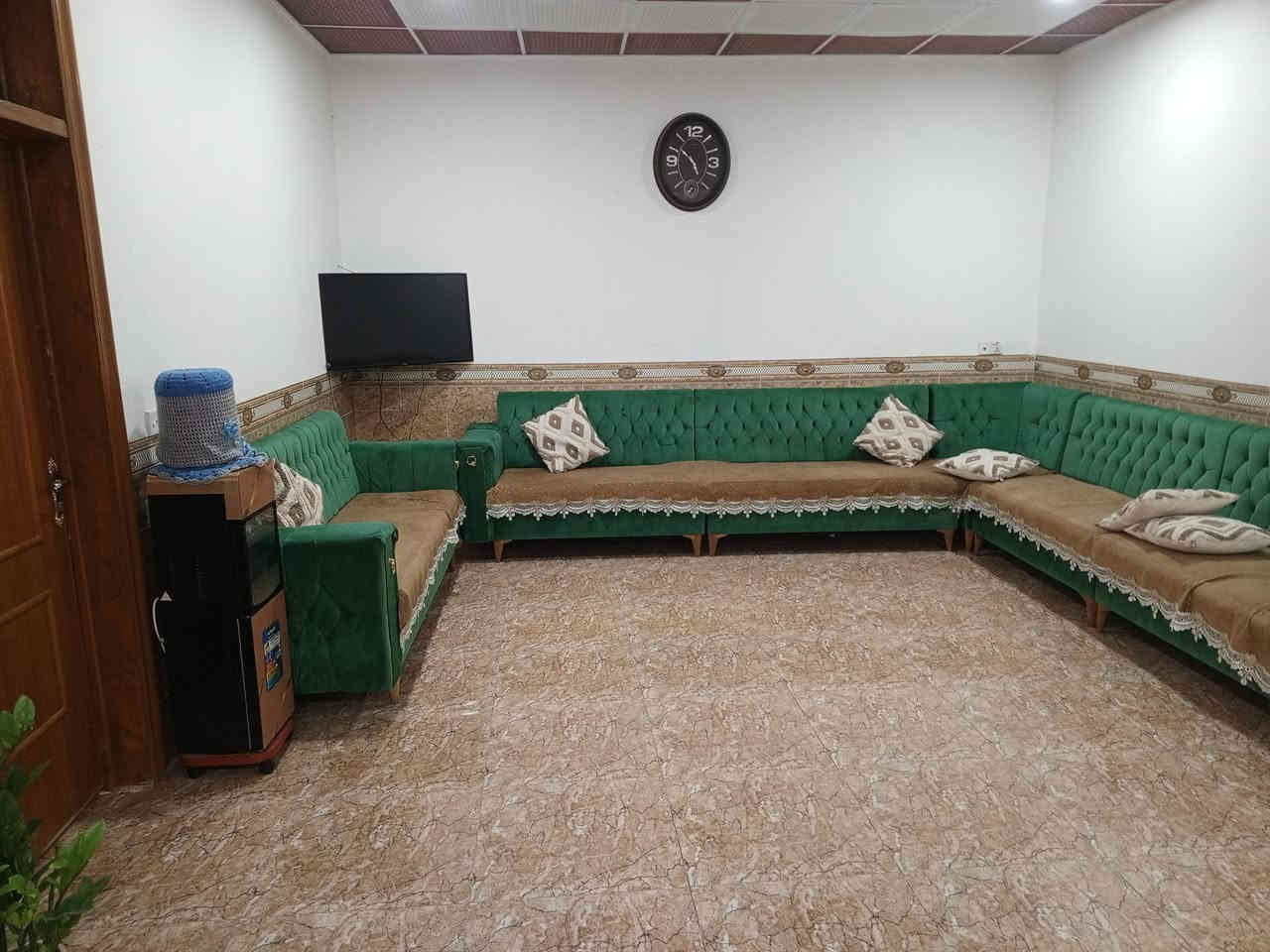 دار للبيع طابو زراعي بعقوبة باب الدرب خلف كافي الباشا 
المساحه 360 متر للستفار ***********
