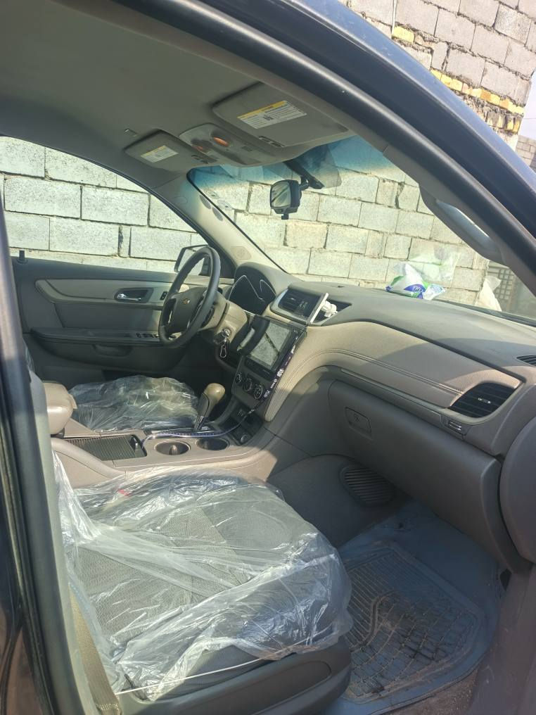 للبيع او مراوس اقرا الوصف
كلشي مذكور
شيفرليت ترافس 2017
وارد كندي ضرر بند ودعاميه
والعرضانيه  الكدام المقدمه
.................................... 
سياره مكينه كير حداديه
تخم تاير تبريد كله جاهز
بيه هواي مواصفات
................................ 
سبعه راكب
بيه بنيد مبدل فقط
وجاملغات الكدام تقسيم
مكفوله من كلشي
................. 
رقم اربيل 
هزه جديده
سنويه جديده
تريد تحويل او وكاله
مكاني البصره ابي الخصيب
***********
سعرها 145 ابو الخصيب, البصرة
