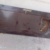 غرفة نومة • فول • باب خشب معاكس