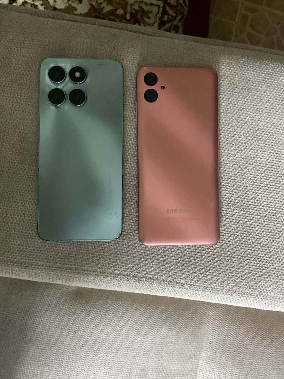 تلفونات عدد 2  تلفون سامسونج وتلفون هواوي مابيهم اي عطل يشتغلون بس السامسونج شاشته شويه مكسوره
سعر الواحد 70 الف 

عنوان اربيل بختياري


**إذا كنت صاحب هذا الإعلان وتريد حذفه لأي سبب، رجاءا أرسل رسالة إلى الدعم الفني**