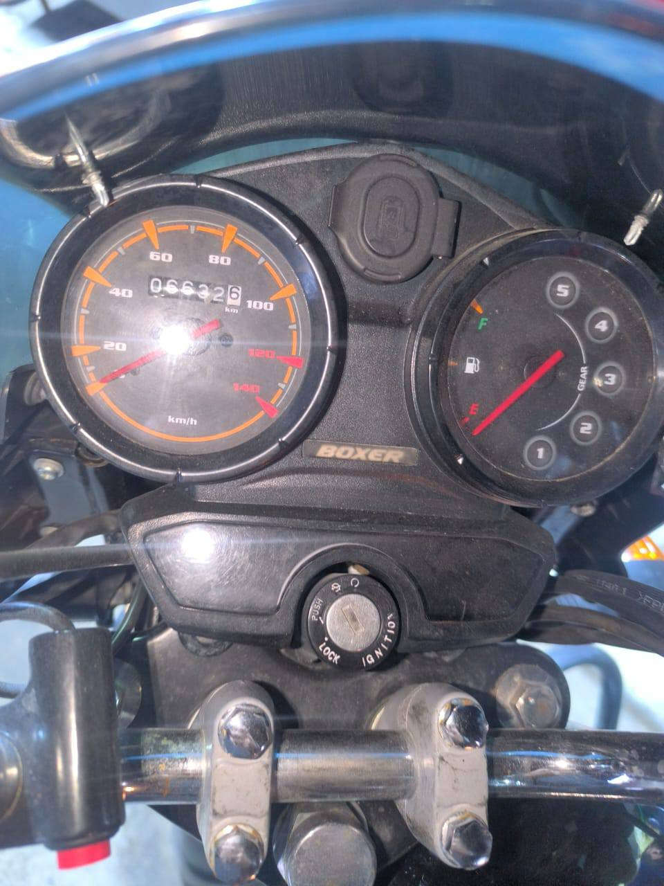 السلام عليكم دراجه بوكسر هندي فحل للبيع موديل 23 
طالع ب  2025 ماشيه 6000
رقم وسنويه  
دراجه كفاله عامـه  
***********
