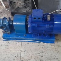 مضخة مواد ثقيلة • ٥ونص حصان • ثري فيز