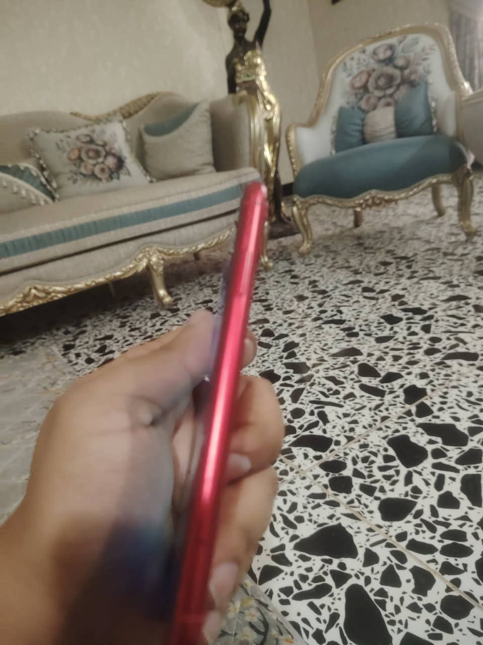 بسبب الوعود الكاذبه
قطعة مميزه جهاز نضيف
11 عادي المميز يجي بذاكره 256
فيس واكف

بطاريه 100 مبدله وكاله

شاشه مبدله وكاله عل ضمان كبس

***********
ديالى بعقوبه باب الدرب مقابيل مدرسه الشهيد لطيف
225 بي مجال بسيط
