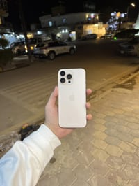 آيفون ١٦ برو ماكس • ٢٥٦ • ضمان ماستر