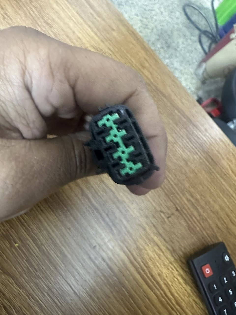 تتوفر كل فيش ظفيرة المحرك
***********
متوفر توصيل
