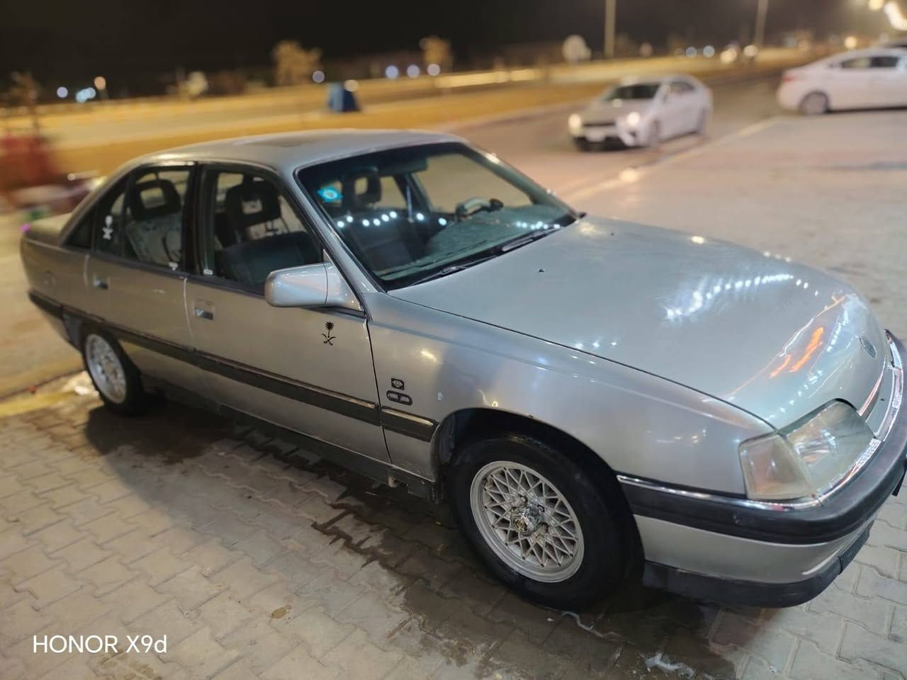 أوبل أوميگا موديل 93 أصل تبريد بس عاطل محرك جديد بعدة على السحك كهربائيات كلها بلاد سيارة بأسمي سنوية إلى 30 هزة شهر 7 تسقط سيارة مكفولة من الظربة مصبوغة عام بسبب الجراد خياس مابيها مكاني 5كيلو
السعر 38 غير متواجد على الفيسبوك أتصل وتدلل ***********
